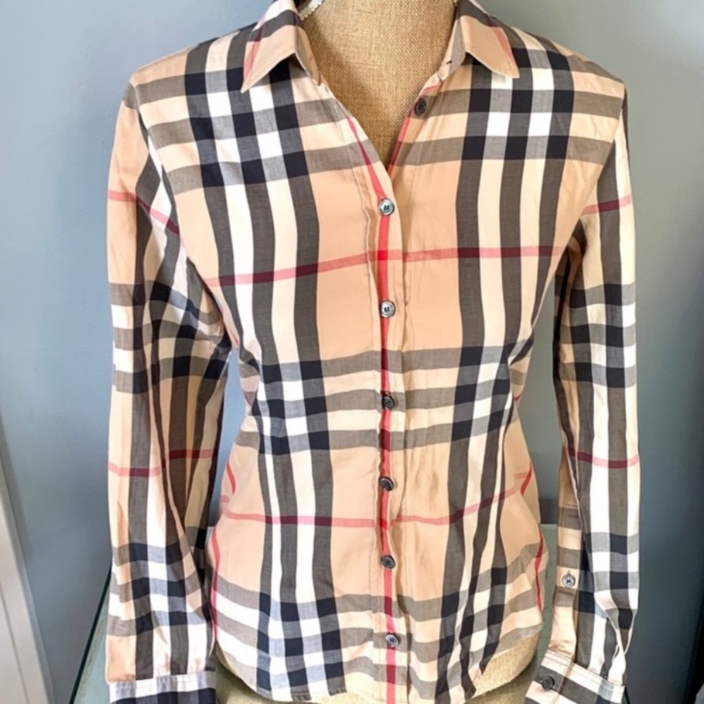 Women’s XS Burberry Button up